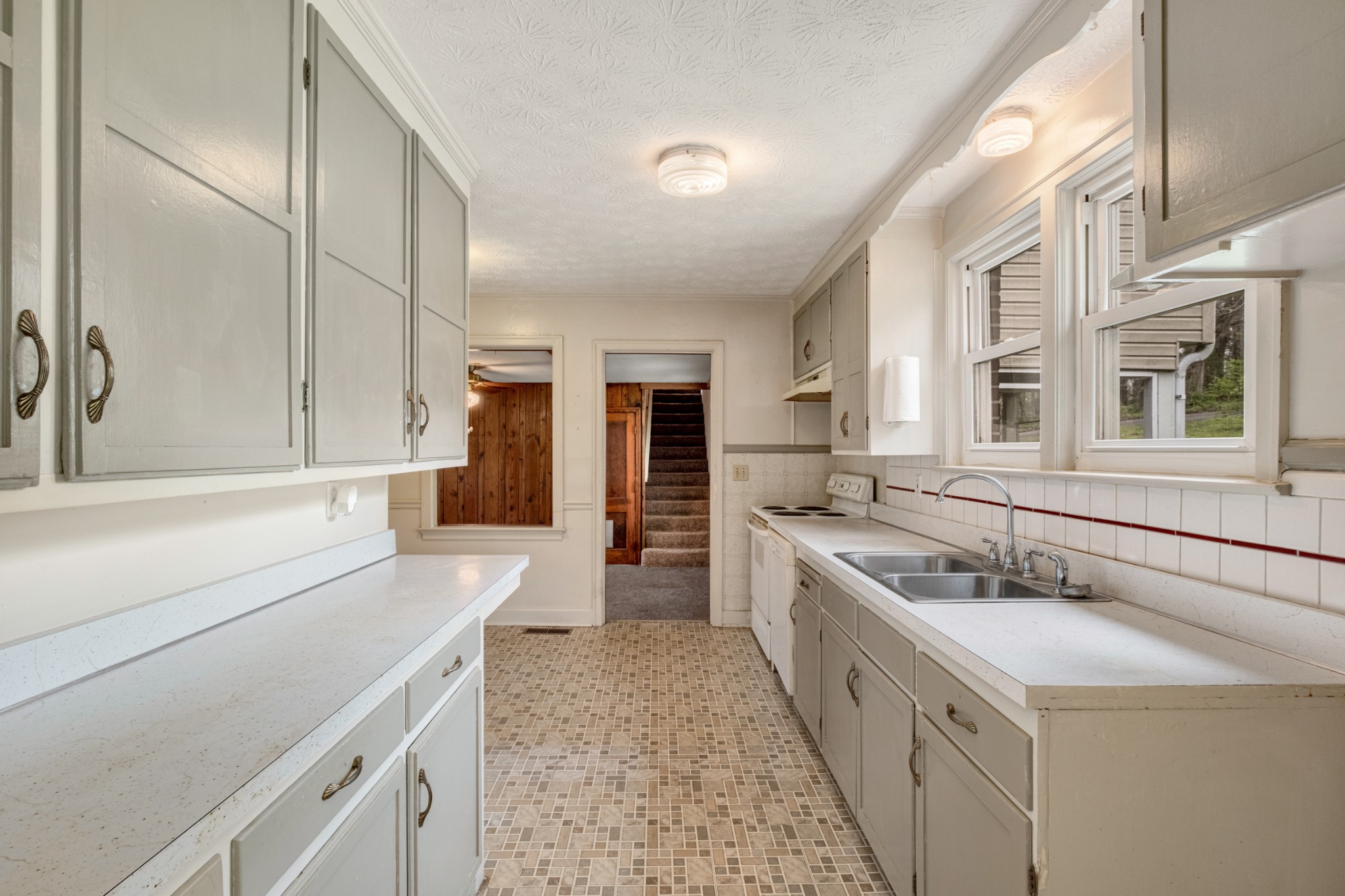 1100 Neelys Bend Road Madison, TN 37115 - Photo 13 of 45 Gallery Image 13