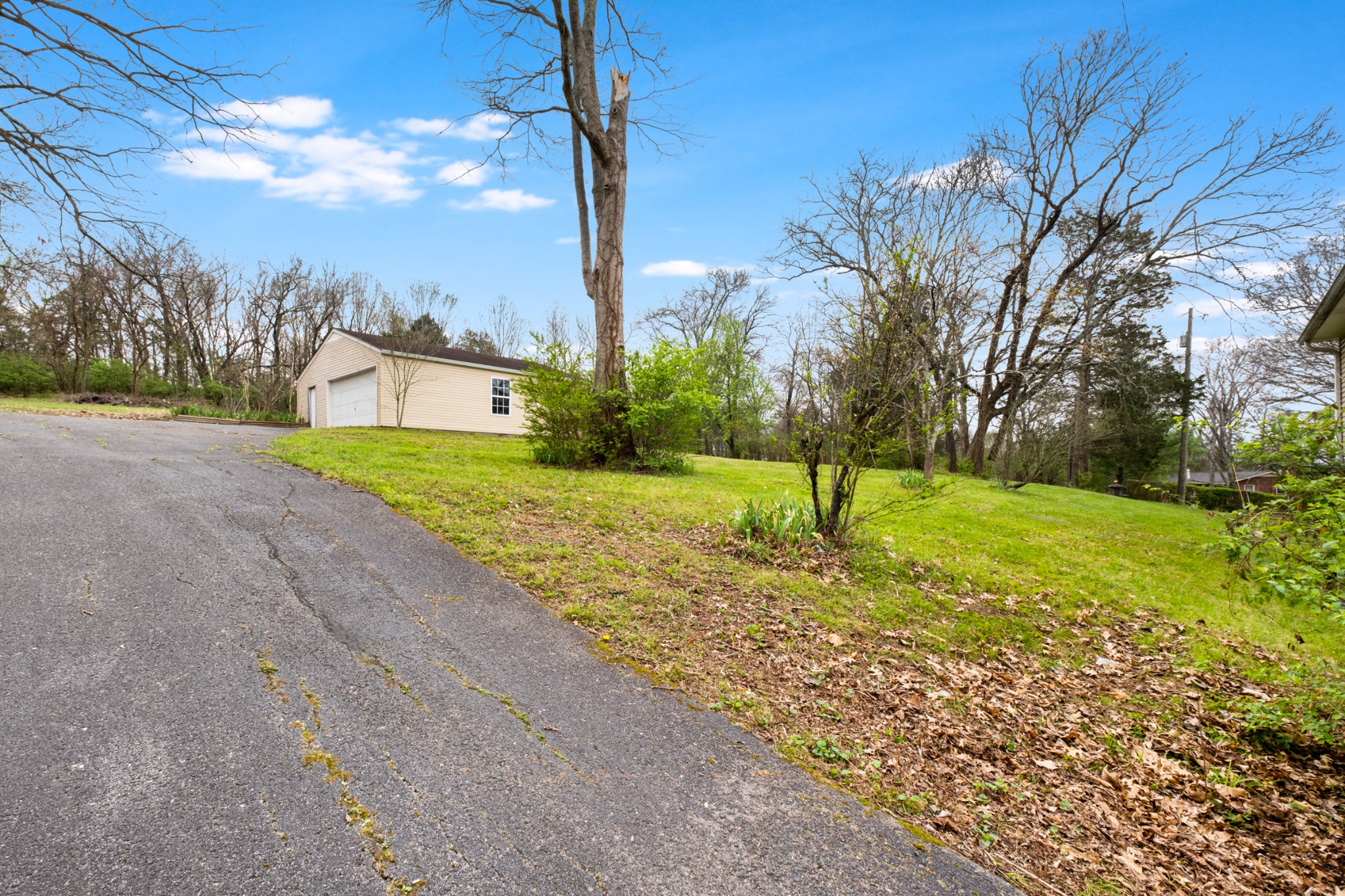 1100 Neelys Bend Road Madison, TN 37115 - Photo 37 of 45 Gallery Image 37