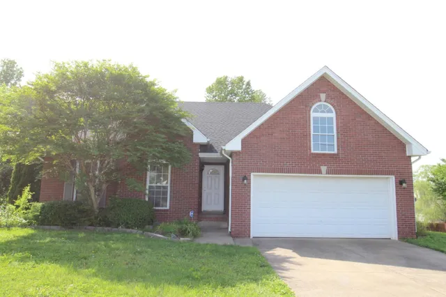 $1,795 | 594 Edinburgh Way, Clarksville, TN 37043