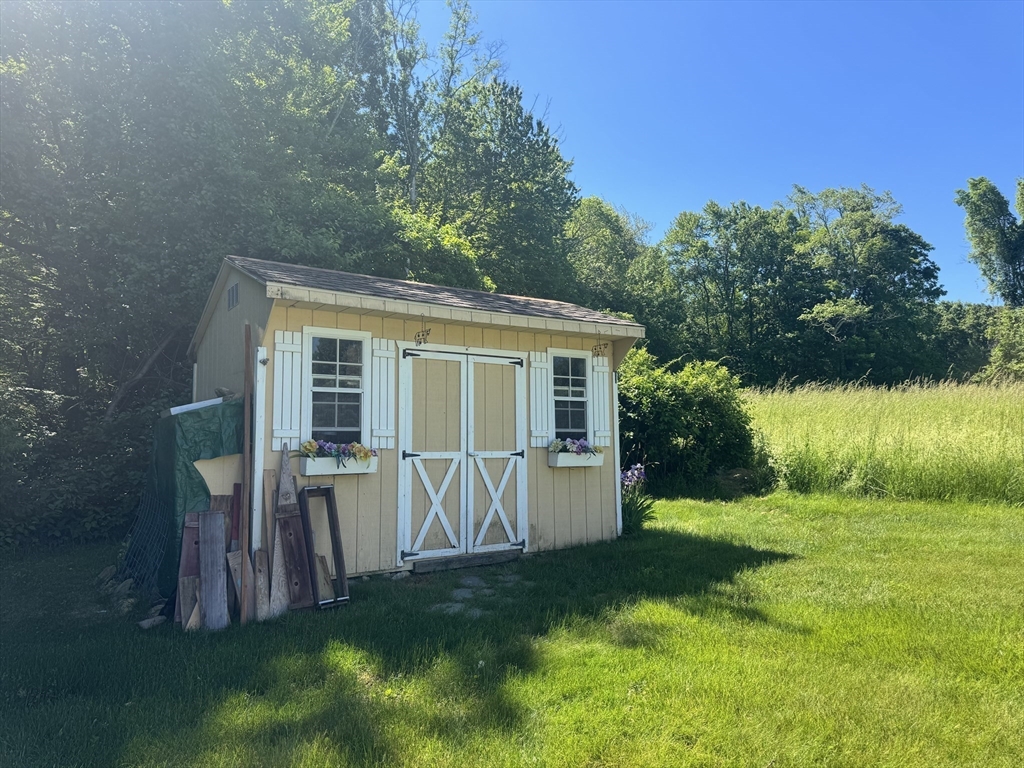 195 Brimfield Road Monson, MA 01057 - Photo 41 of 42