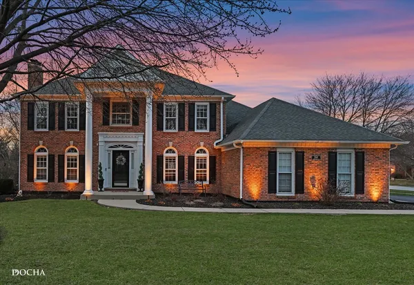 $900,000 | 2549 River Woods Drive, Naperville, IL 60565