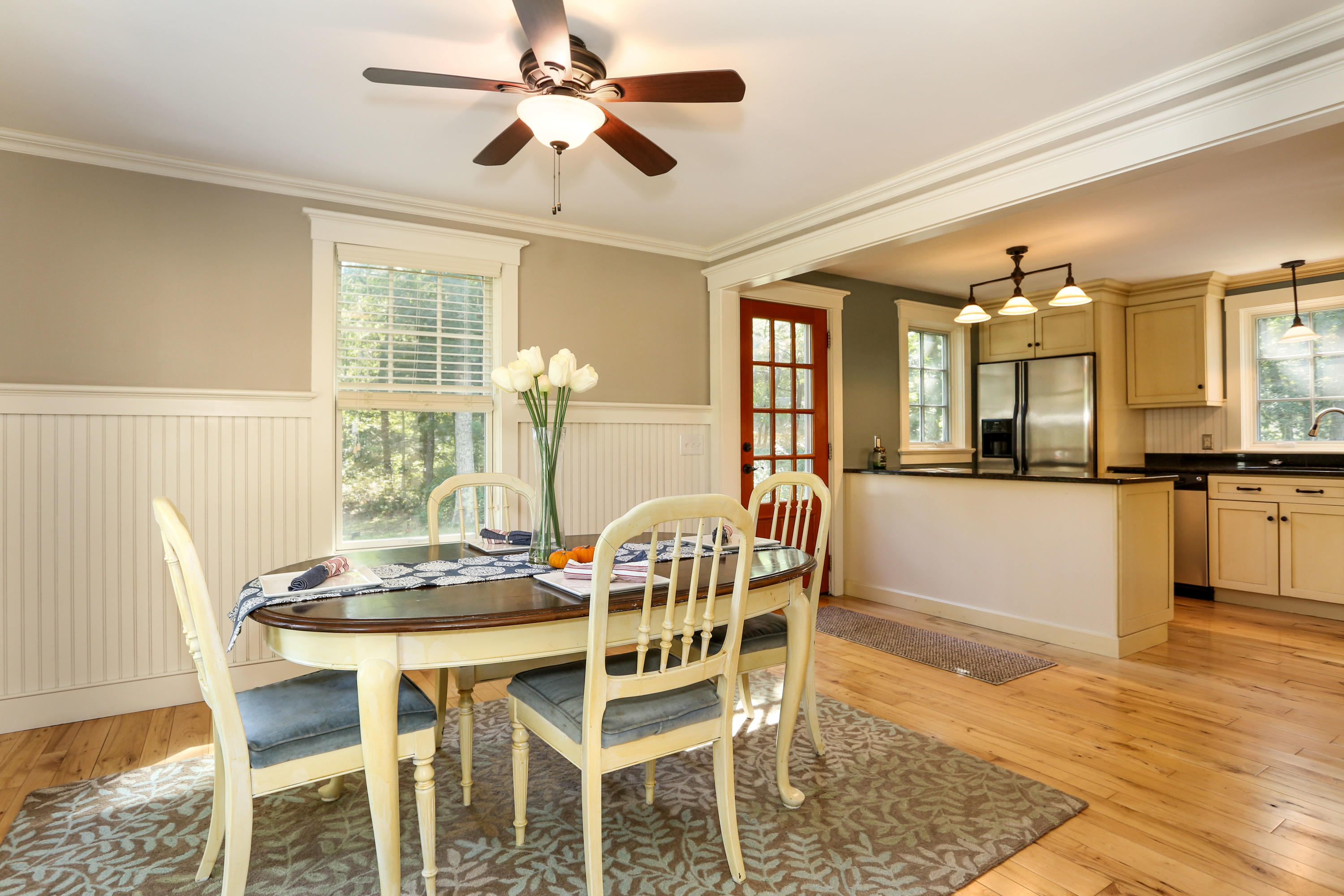 37 Chippingstone Road Marstons Mills, MA 02648 - Photo 6 of 33 37ChiLR-6