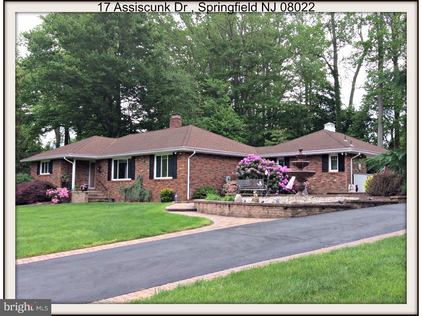 17 Assiscunk Drive Columbus, NJ 08022 - Photo 1 of 24 Exterior Front