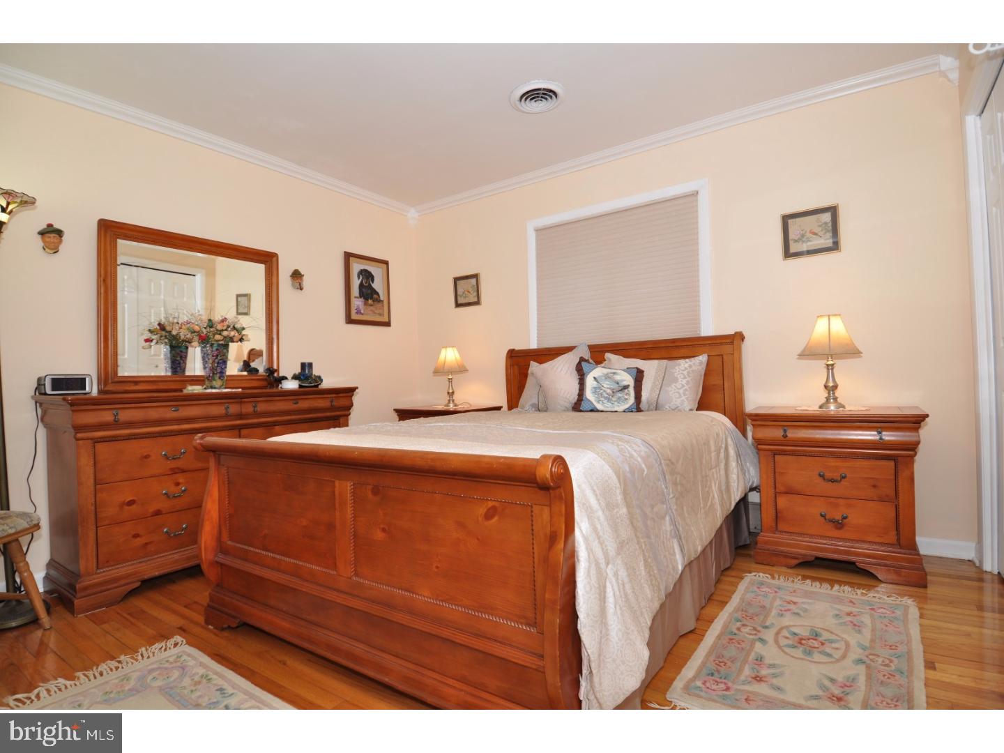 17 Assiscunk Drive Columbus, NJ 08022 - Photo 19 of 24 Bedroom 2