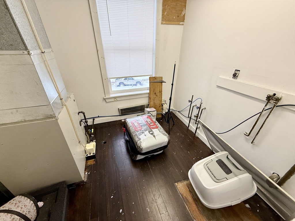 4-6 Maple Street Chester, MA 01011 - Photo 12 of 30