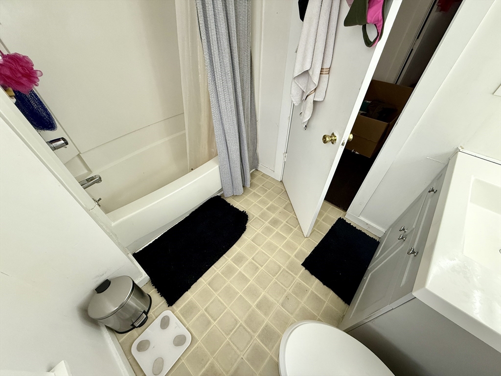 4-6 Maple Street Chester, MA 01011 - Photo 13 of 30