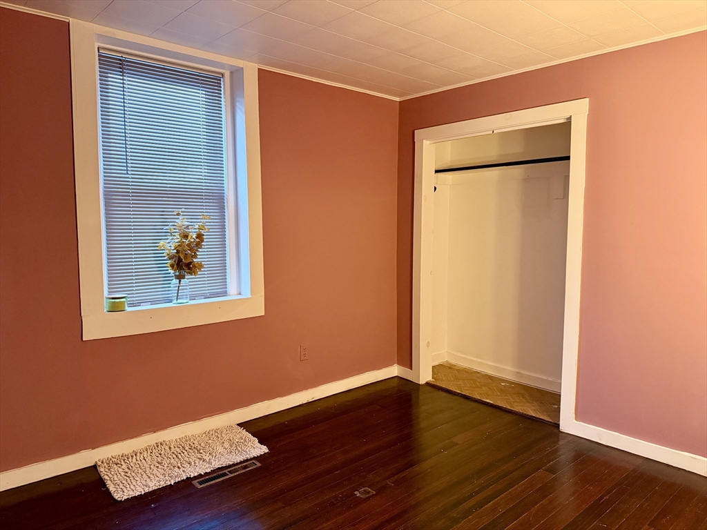 4-6 Maple Street Chester, MA 01011 - Photo 21 of 30