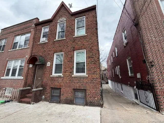 $999,000 | 1826 Edison Avenue | Pelham Bay