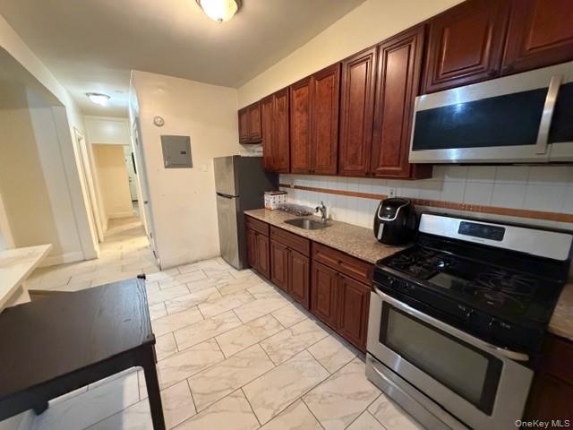 1826 Edison Avenue Bronx, NY 10461 - Photo 16 of 27