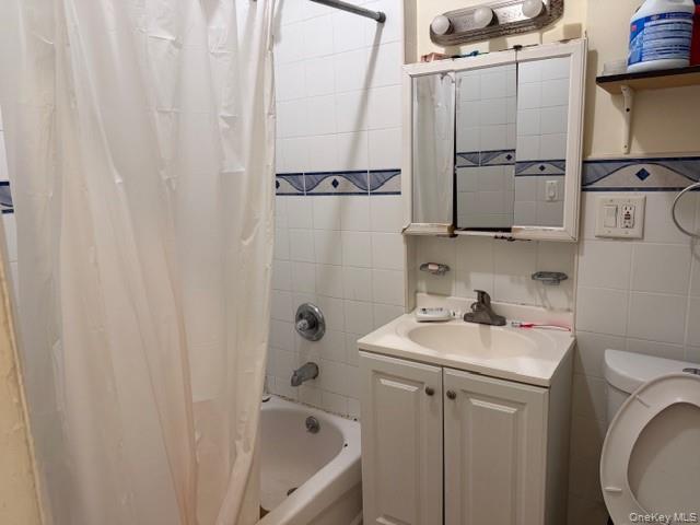 1826 Edison Avenue Bronx, NY 10461 - Photo 8 of 27 Full Bath