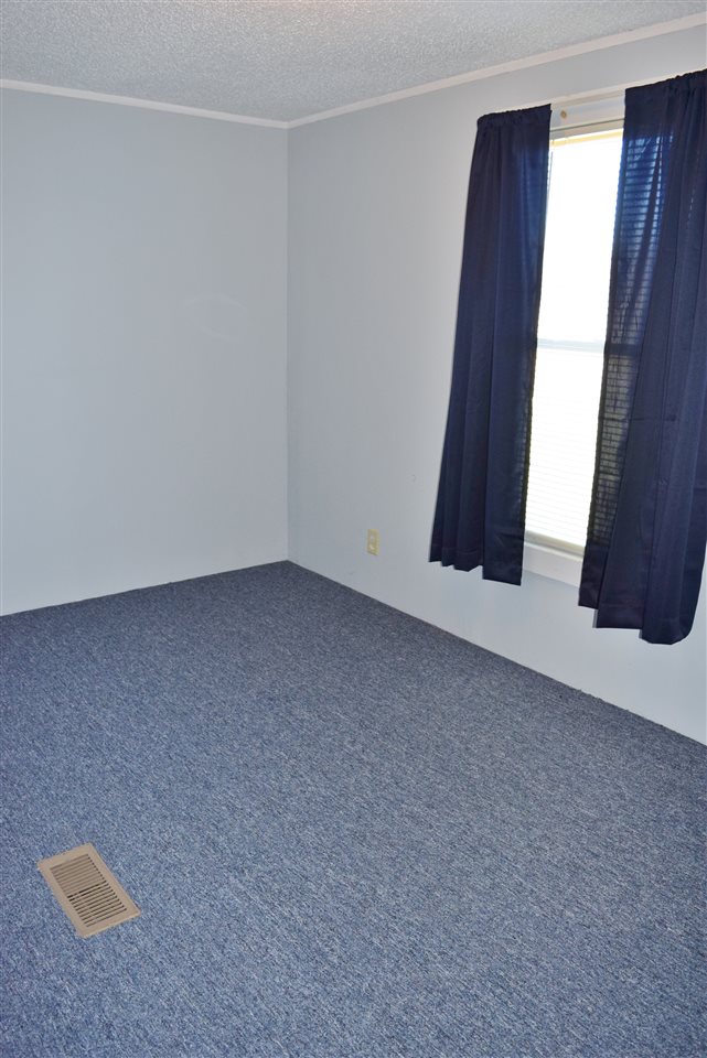 4 Wesson Road Lancaster, NH 03584 - Photo 19 of 37