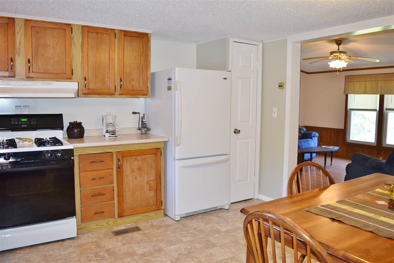 4 Wesson Road Lancaster, NH 03584 - Photo 4 of 37