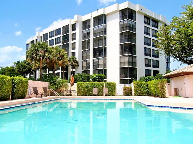 5951 Wellesley Park Drive, Unit 405 Boca Raton, FL 33433 - Photo 1 of 13 Exterior