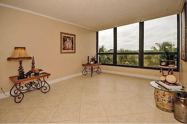 5951 Wellesley Park Drive, Unit 405 Boca Raton, FL 33433 - Photo 10 of 13 2nd BD