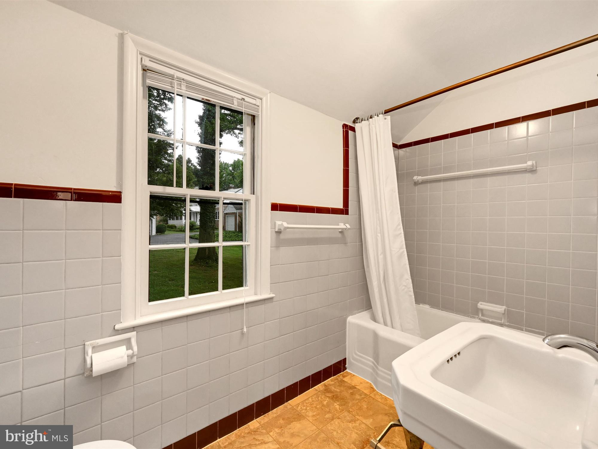 610 State Street Reading, PA 19607 - Photo 17 of 25 Gallery Image 17