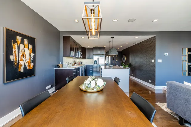 $7,500 | 2754 North Hampden Court, Unit 2105, Chicago, IL 60614