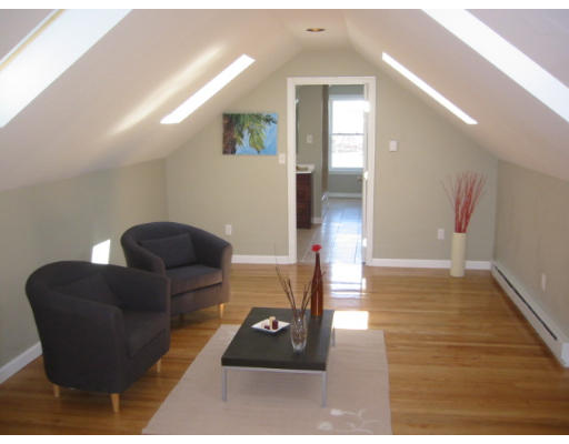 26 Newton Road, Unit B Arlington, MA 02474 - Photo 3 of 17 Gallery Image 3