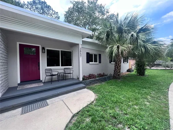 $3,000 | 3857 West University Avenue, Gainesville, FL 32607