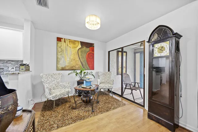 $325,000 | 1519 Woodbridge Lakes Circle, West Palm Beach, FL 33406