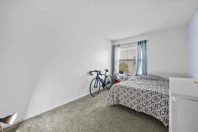 $325,000 | 1519 Woodbridge Lakes Circle, West Palm Beach, FL 33406