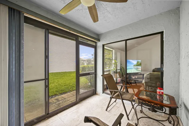 $325,000 | 1519 Woodbridge Lakes Circle, West Palm Beach, FL 33406