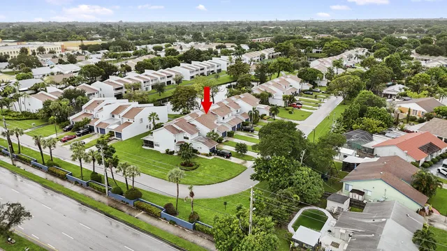 $325,000 | 1519 Woodbridge Lakes Circle, West Palm Beach, FL 33406