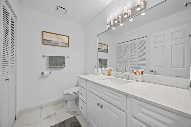 $325,000 | 1519 Woodbridge Lakes Circle, West Palm Beach, FL 33406