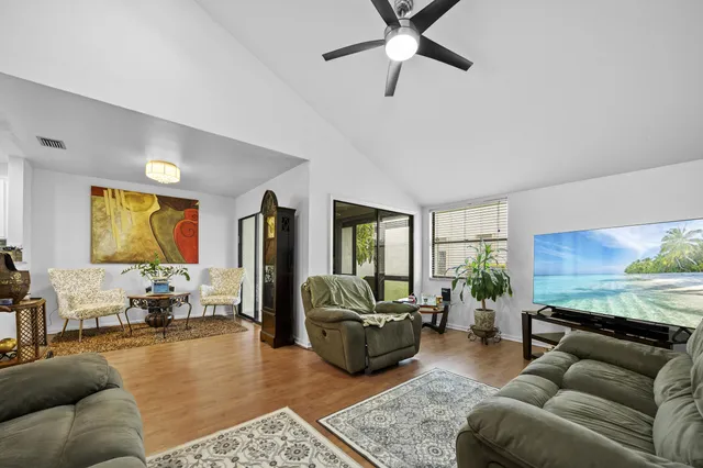 $325,000 | 1519 Woodbridge Lakes Circle, West Palm Beach, FL 33406