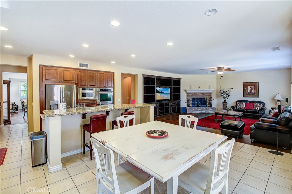 13033 Ridge Rte Road Riverside, CA 92503 - Photo 18 of 60