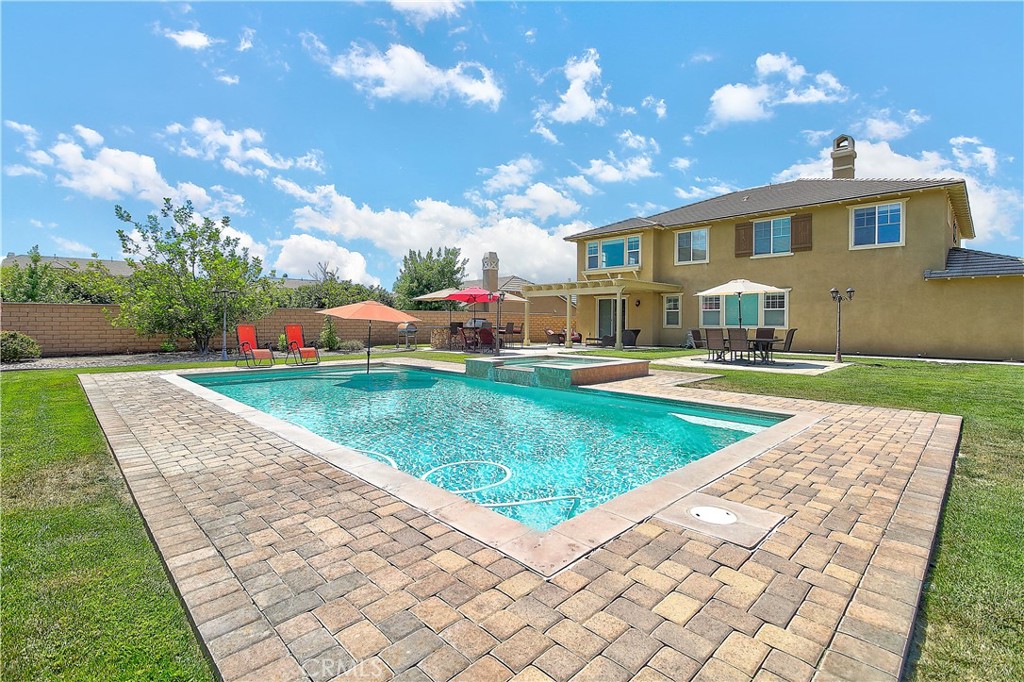 13033 Ridge Rte Road Riverside, CA 92503 - Photo 2 of 60