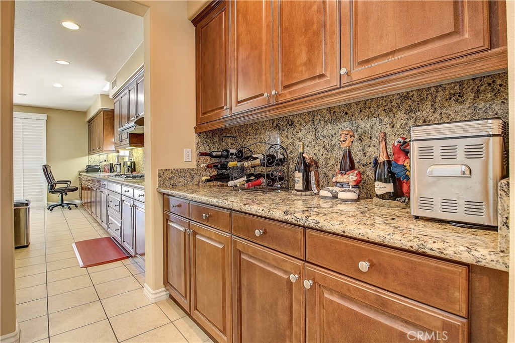 13033 Ridge Rte Road Riverside, CA 92503 - Photo 22 of 60