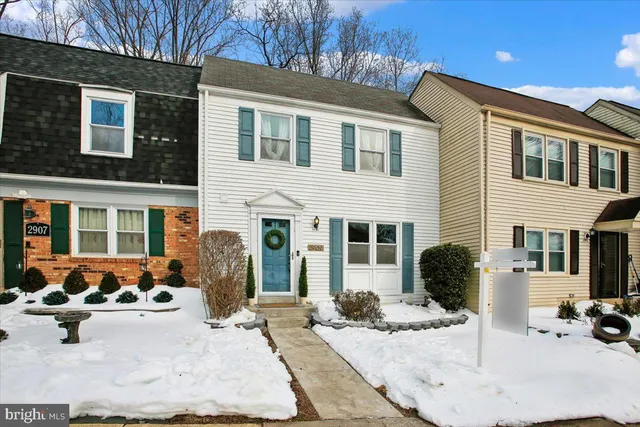 $615,000 | 2909 Everleigh Way, Fairfax, VA 22031