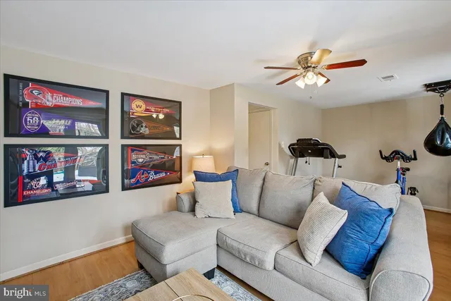 $615,000 | 2909 Everleigh Way, Fairfax, VA 22031