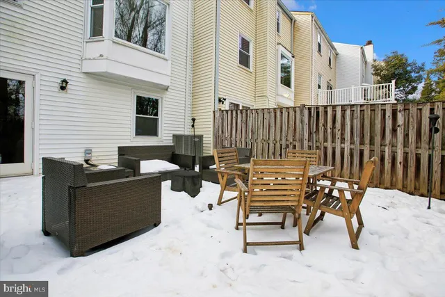 $615,000 | 2909 Everleigh Way, Fairfax, VA 22031