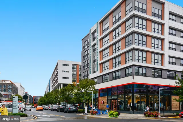 $615,000 | 2909 Everleigh Way, Fairfax, VA 22031