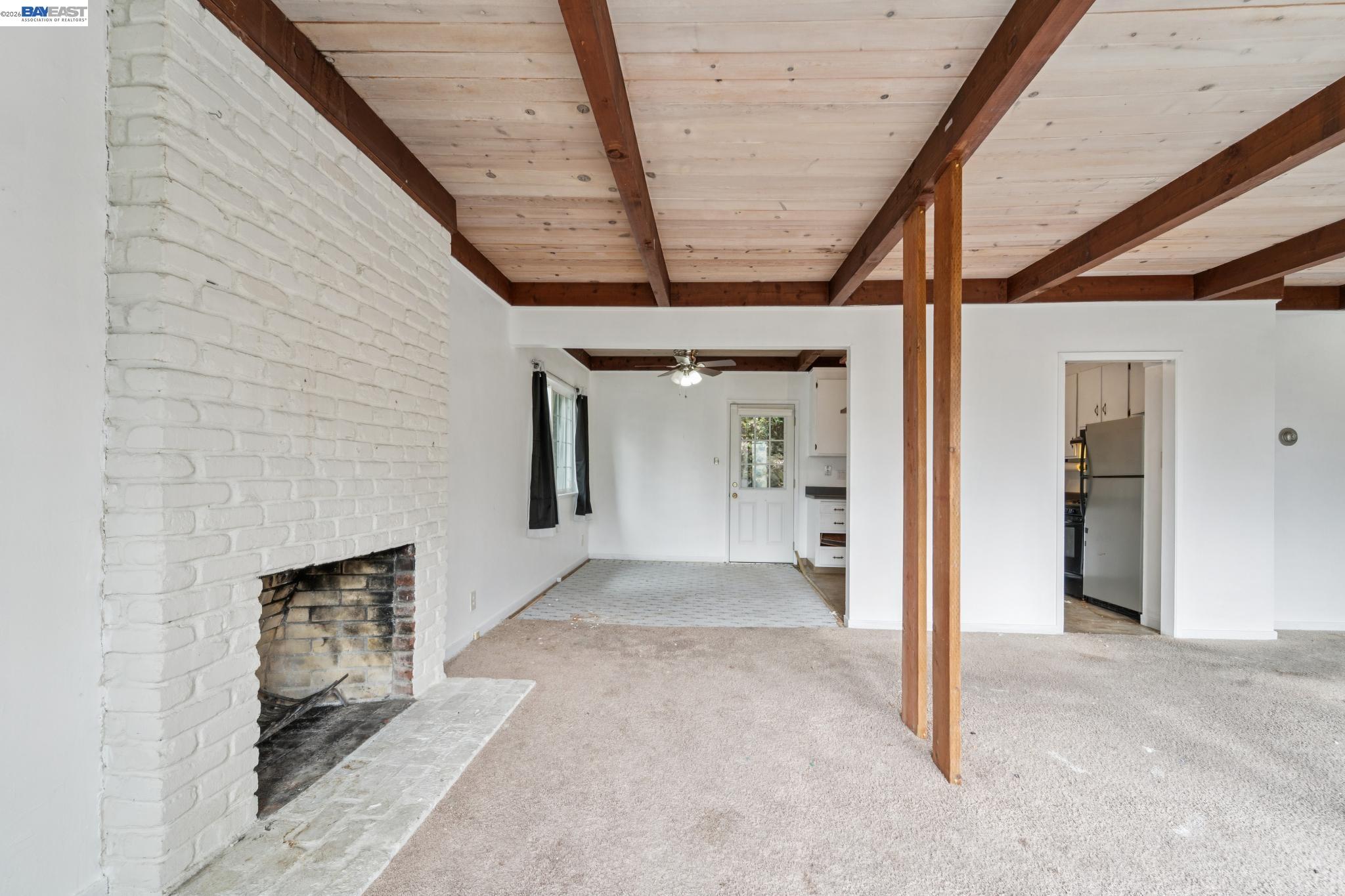 6151 Valley View Road Oakland, CA 94611 - Photo 14 of 37 Gallery Image 14