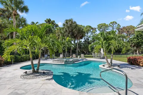 $1,695,000 | 8195 Lakeview Drive, West Palm Beach, FL 33412
