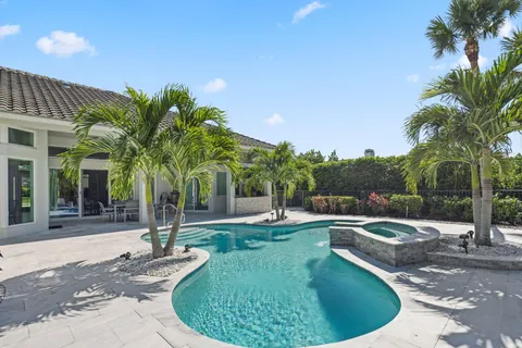 $1,695,000 | 8195 Lakeview Drive, West Palm Beach, FL 33412