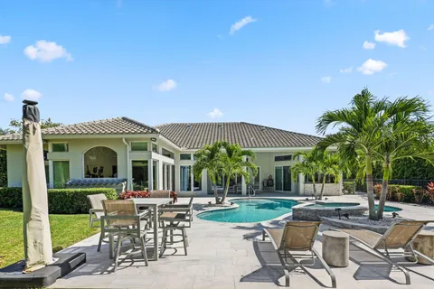 $1,695,000 | 8195 Lakeview Drive, West Palm Beach, FL 33412