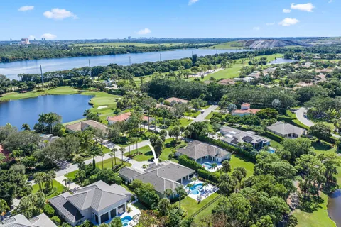 $1,695,000 | 8195 Lakeview Drive, West Palm Beach, FL 33412