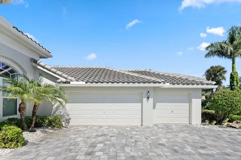 $1,695,000 | 8195 Lakeview Drive, West Palm Beach, FL 33412