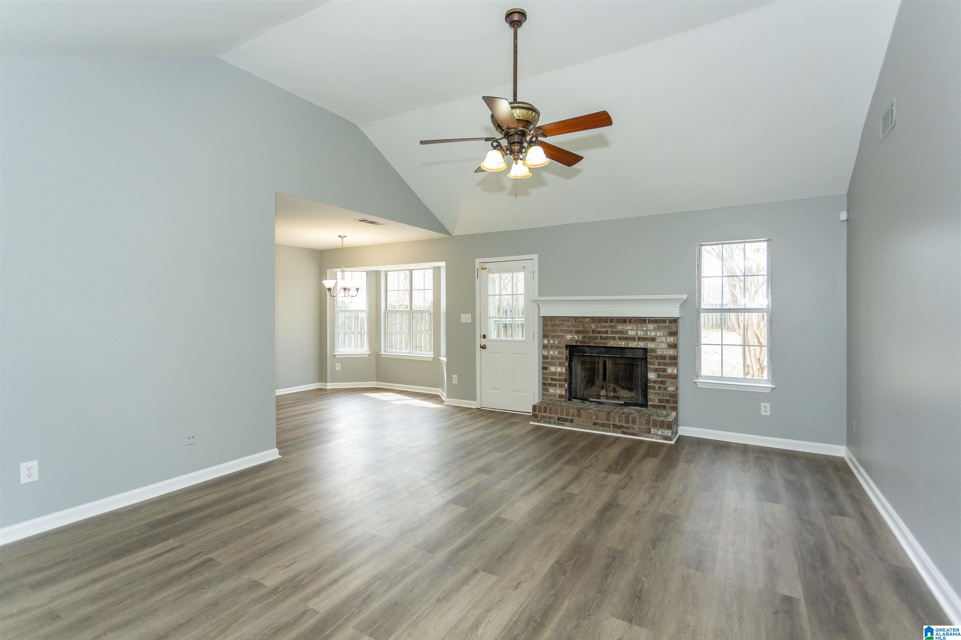 1636 Eastern Valley Road Bessemer, AL 35022 - Photo 7 of 28