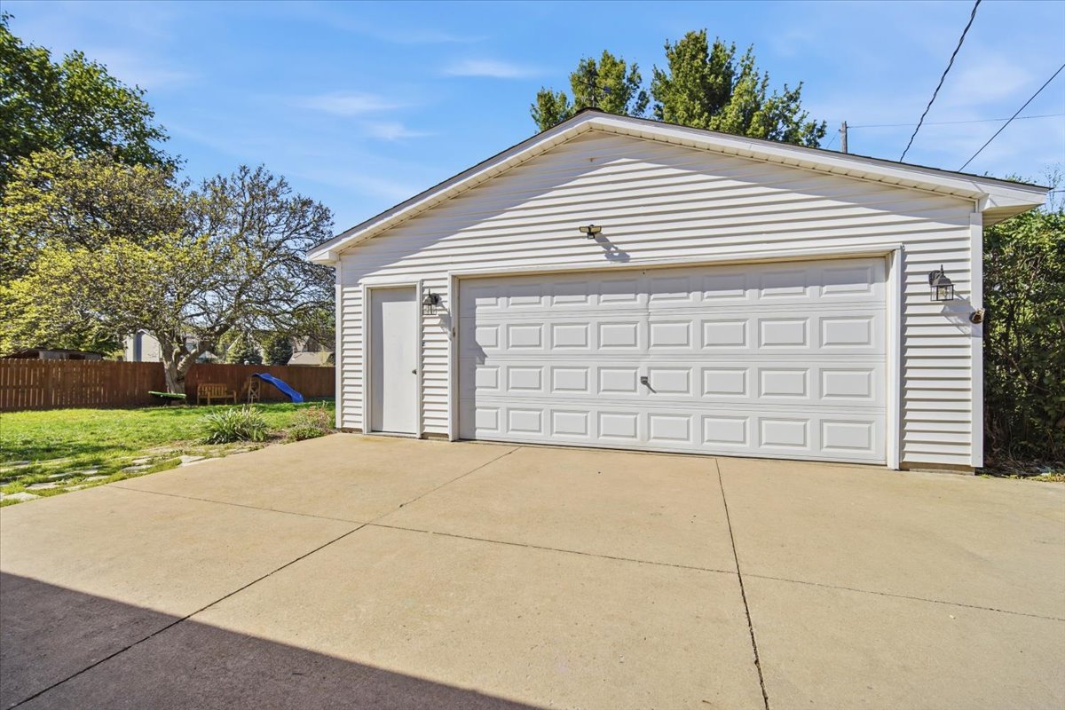 208 East Lincoln Street Normal, IL 61761 - Photo 29 of 39
