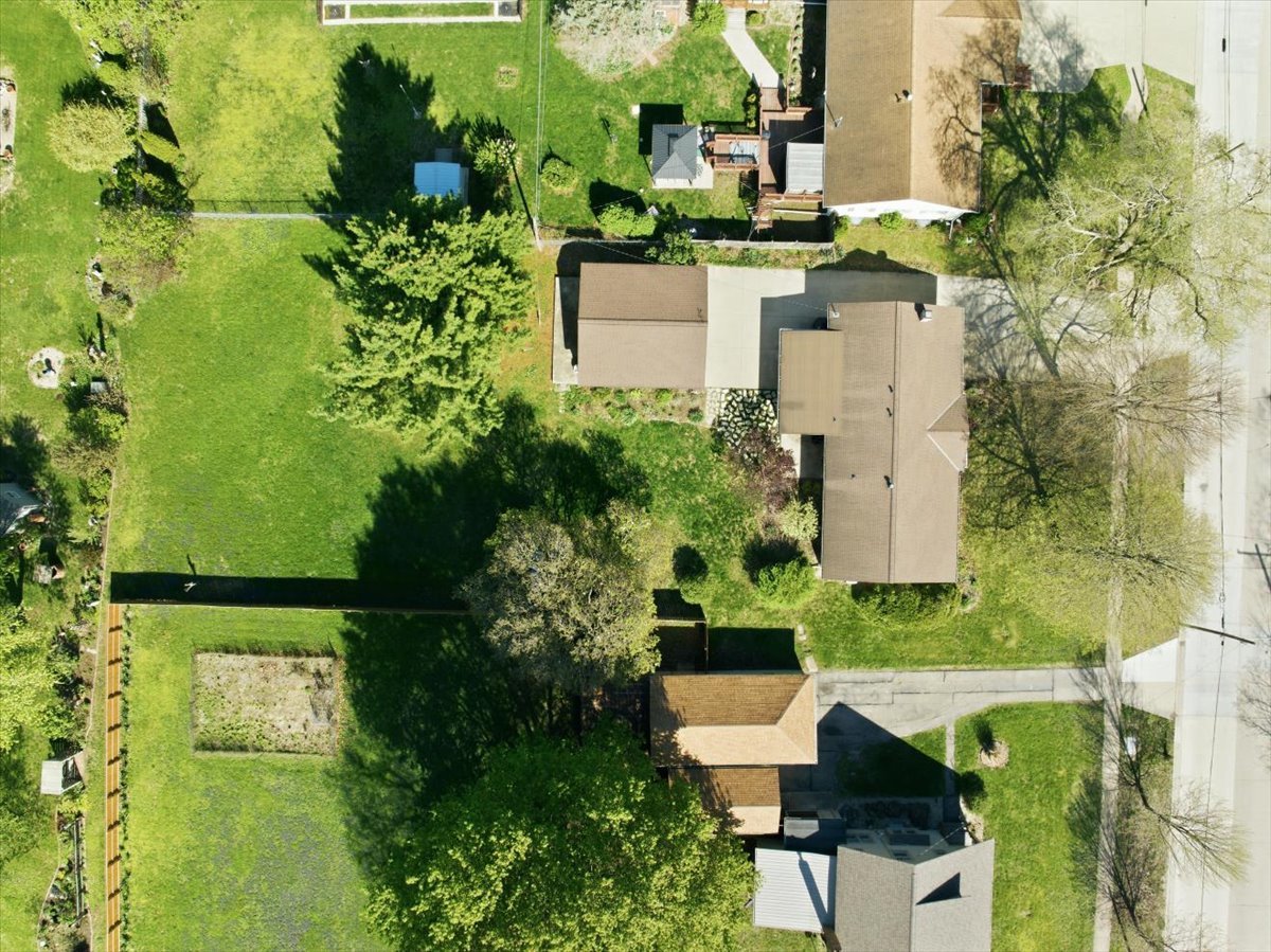 208 East Lincoln Street Normal, IL 61761 - Photo 35 of 39