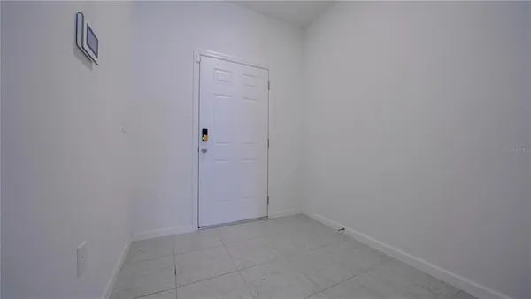 $2,500 | 8735 Sportsman Loop, Groveland, FL 34736