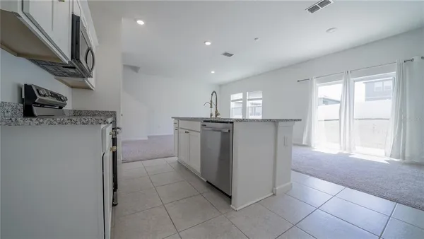 $2,500 | 8735 Sportsman Loop, Groveland, FL 34736