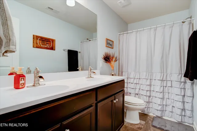 $419,900 | 1242 Bill Wallace Drive, Friendsville, TN 37737