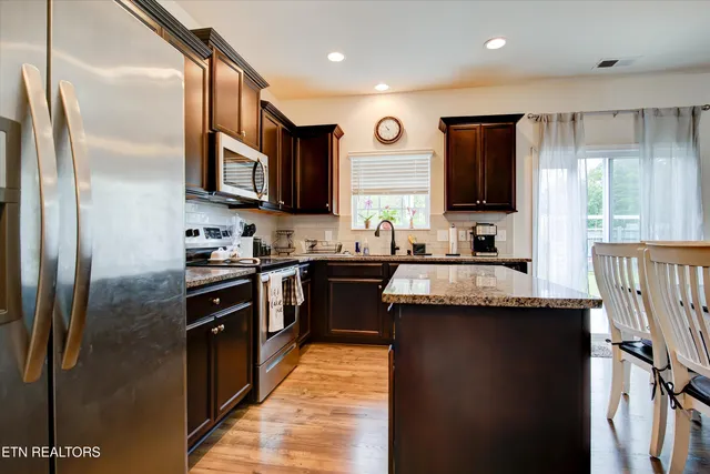 $419,900 | 1242 Bill Wallace Drive, Friendsville, TN 37737