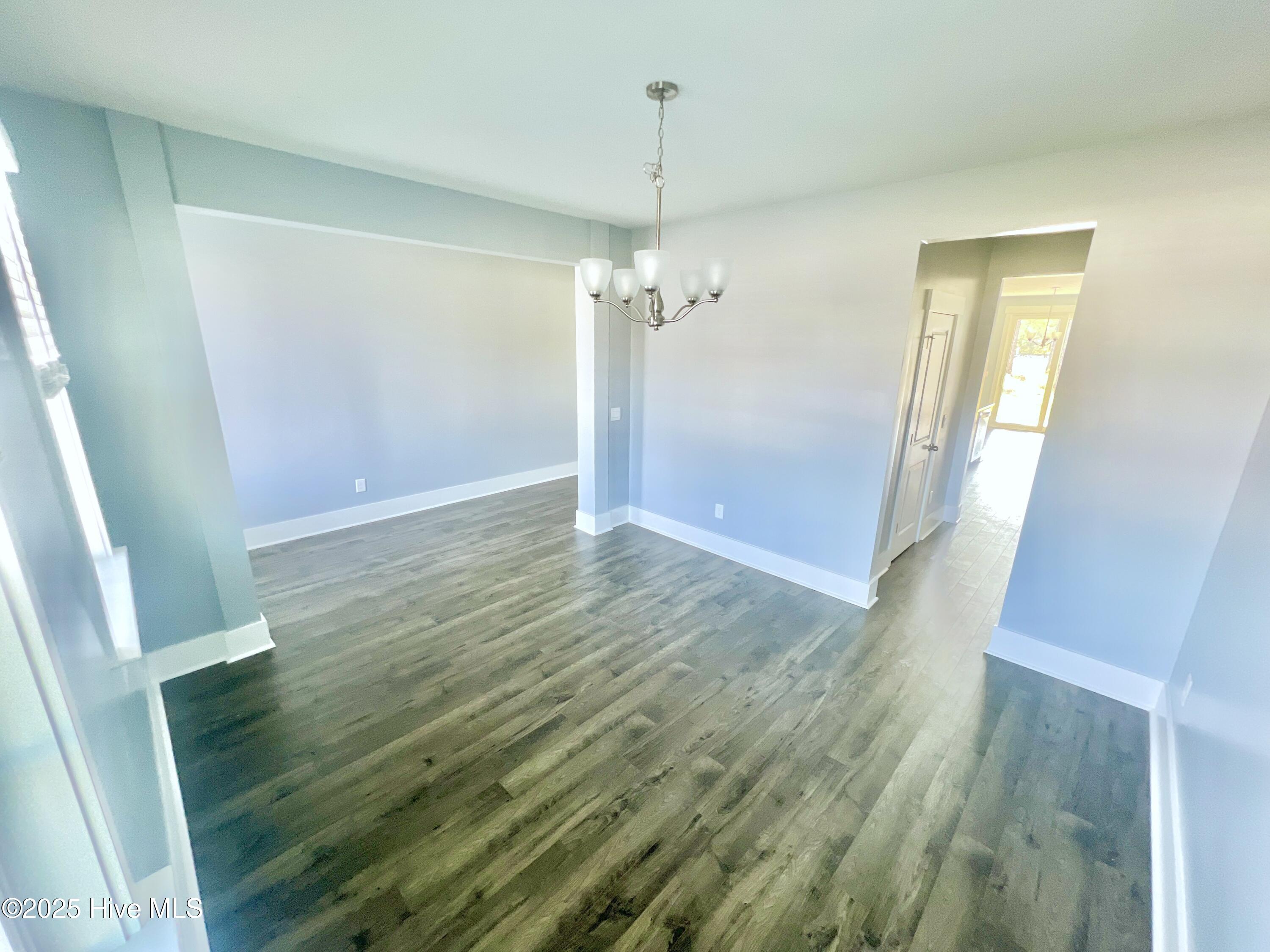 111 Ballantine Grove Lane Newport, NC 28570 - Photo 26 of 45 dining area