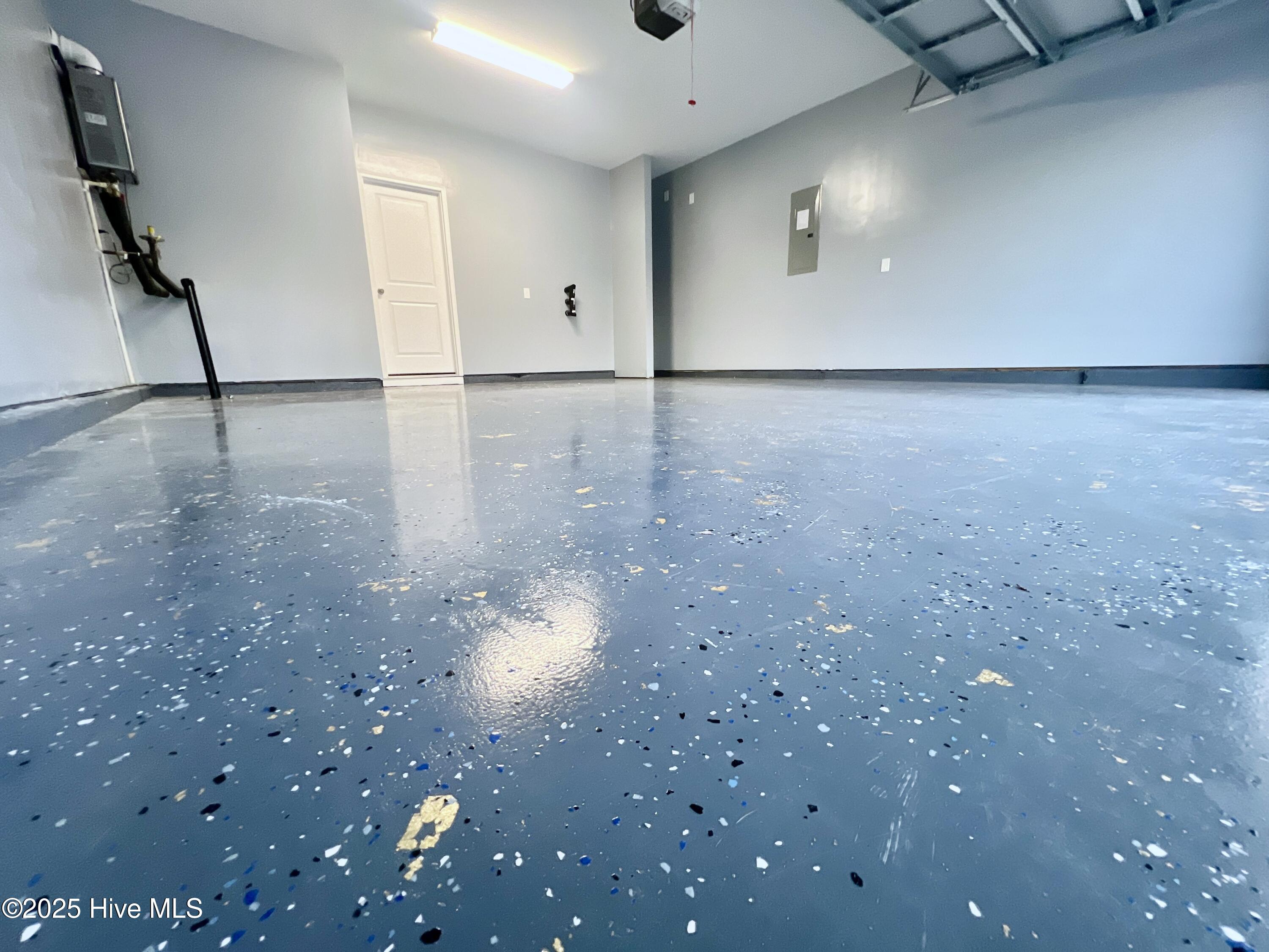 111 Ballantine Grove Lane Newport, NC 28570 - Photo 29 of 45 Garage 3